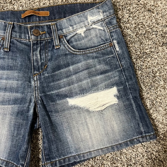 Classic Joe's Jeans cutoff jean shorts; Women's size W25 - Picture 3 of 13